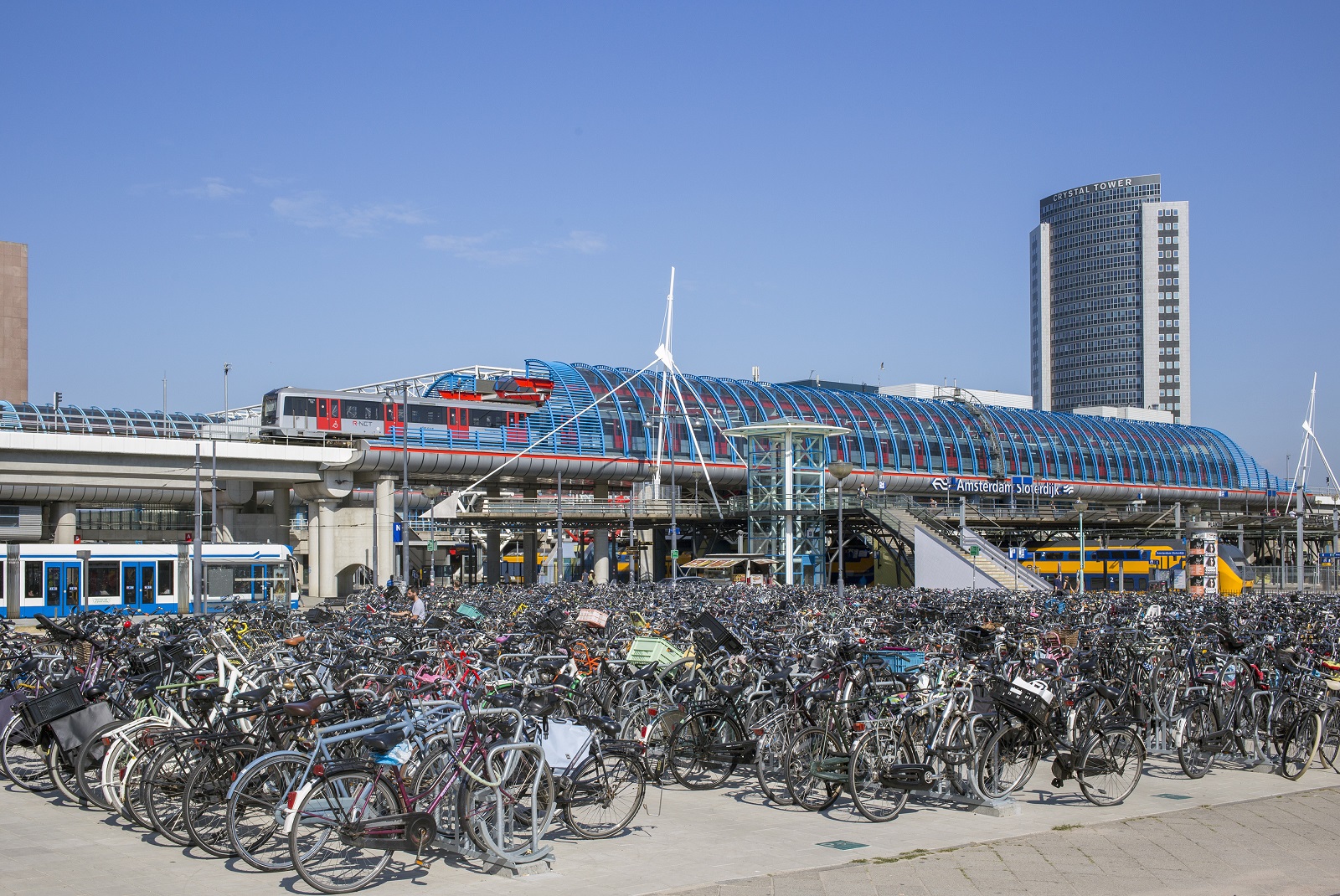 Amsterdam sloterdijk fiets trein metro
