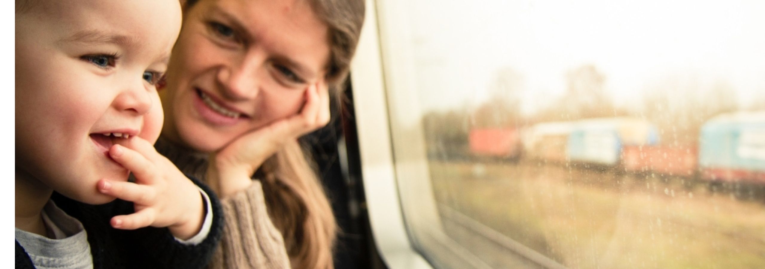 Kind in trein