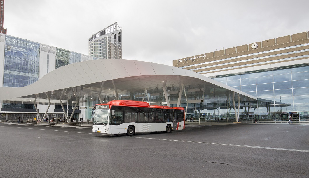 Den Haag Centraal busstation HTM EBS