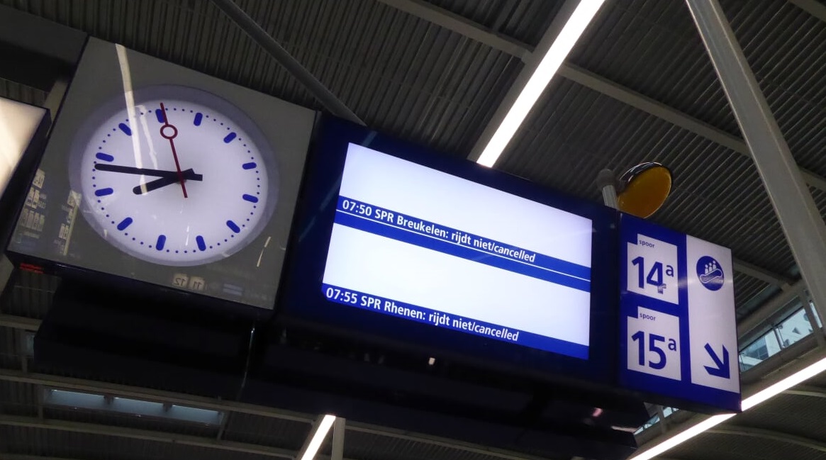 Rover baalt van aangekondigde stakingen