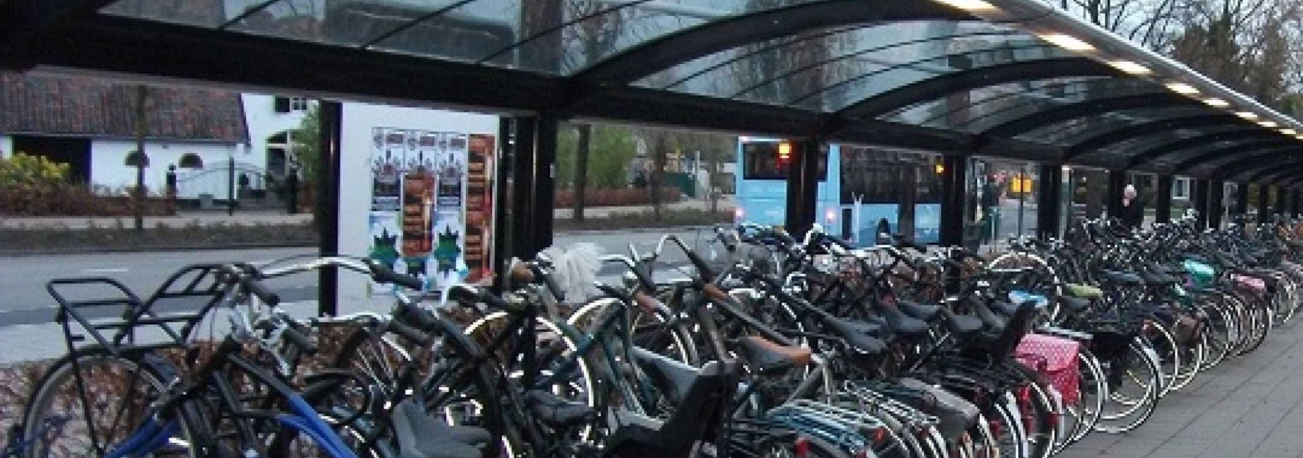 Fietsenstalling bij station