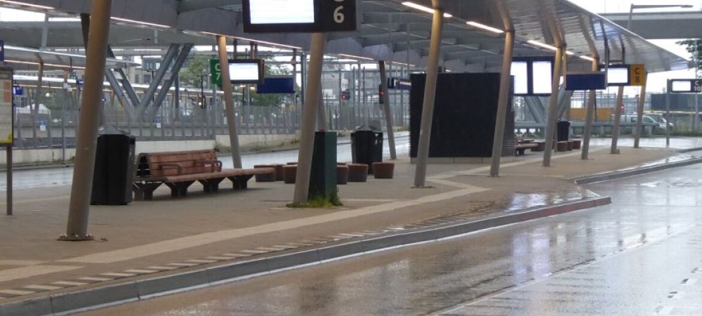 Leeg busstation Utrecht