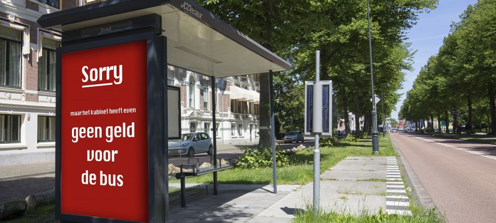 Bushalte geen geld voor de bus