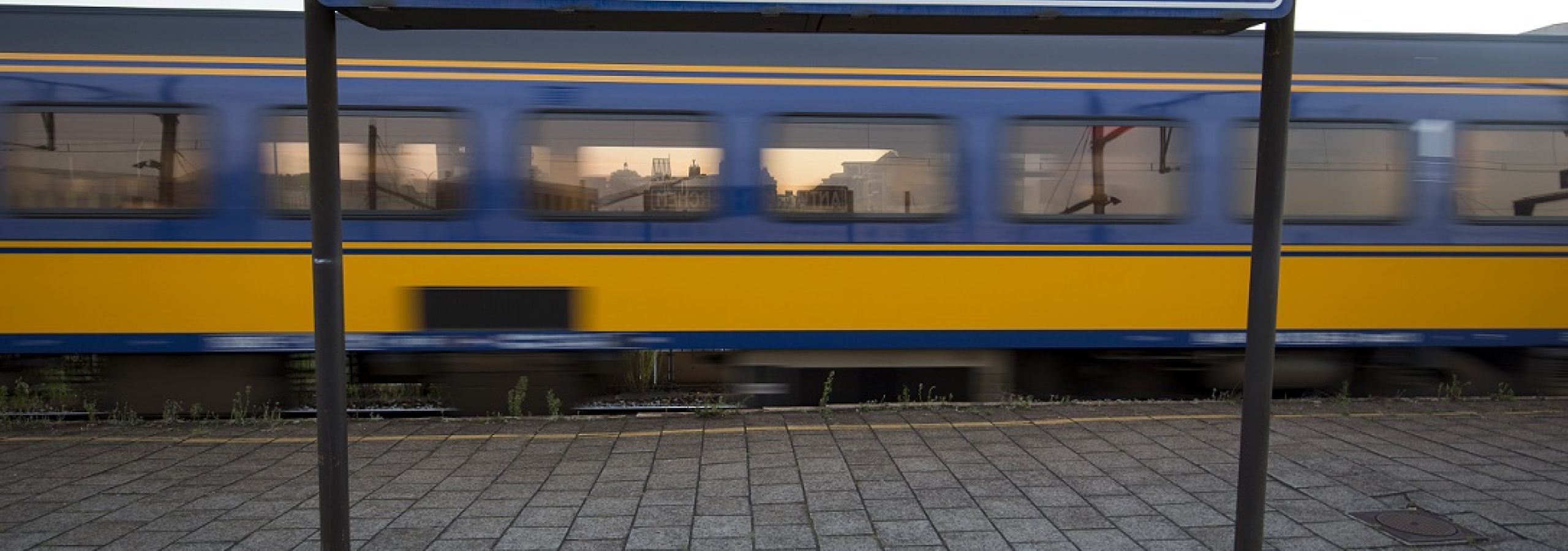 NS-trein in Antwerpen