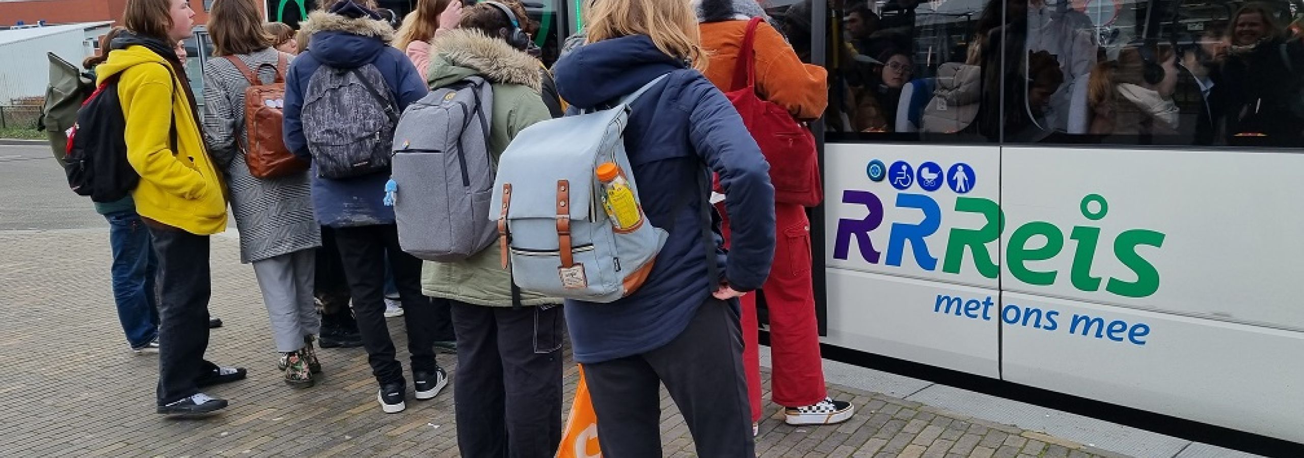 Drukte bij RRReis bus